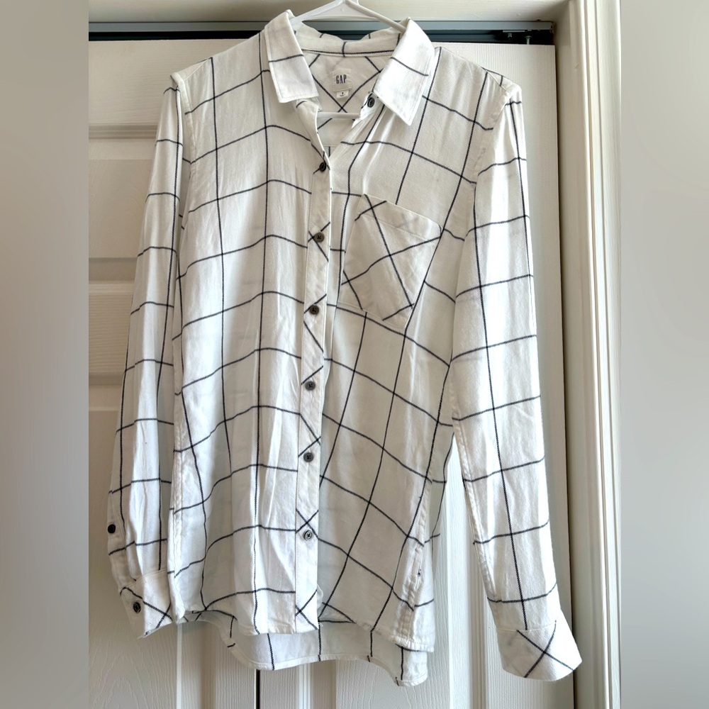 Women’s Gap Plaid Flannel Shirt